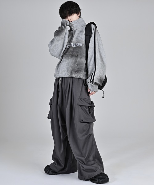 ADRER（アドラー）の「TR 3D volume wide cargo pants / TR 3D ボリューム ワイド カーゴパンツ（カーゴパンツ・メンズ・ライトグレー/ブラック・M/S/XS/L）」の13枚目の写真
