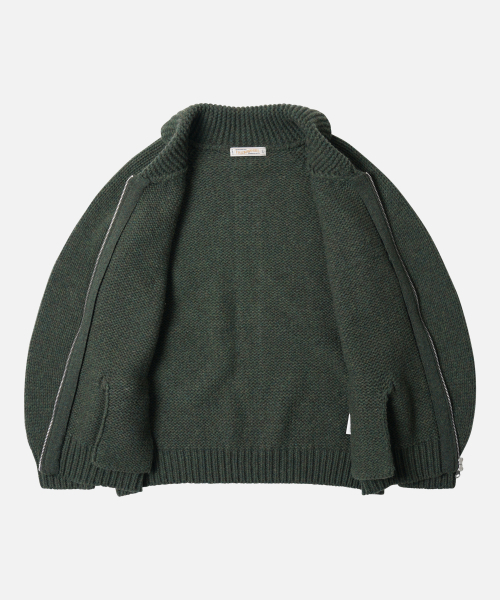 FRIZMWORKS(フリズムワークス)の「HEAVY COWICHAN ZIP UP CARDIGAN _ FOREST GREEN(カーディガン/ボレロ・メンズ・その他・LARGE/X-LARGE/SMALL/MEDIUM)」の2枚目の写真