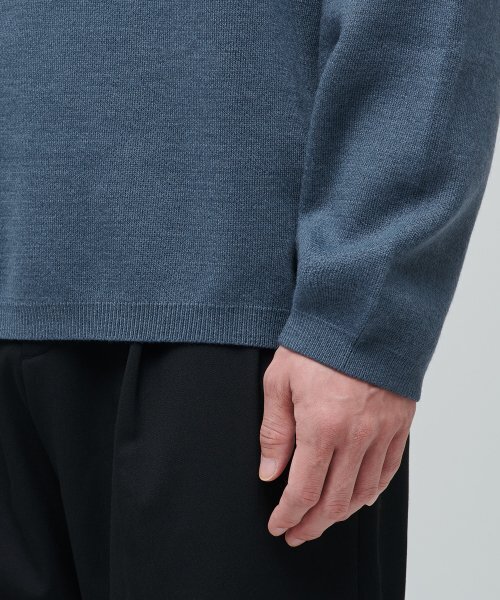 MUSINSA STANDARD（ムシンサスタンダード）の「ミニマルクルーネックニット[ミッドナイトブルー]（ニット/セーター・メンズ・その他・XX-LARGE/SMALL/MEDIUM/LARGE/X-LARGE）」の6枚目の写真