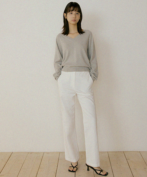 LINGSEOUL(リングソウル)の「button classic cotton pants-ivory(その他パンツ・レディース・その他・SMALL/MEDIUM)」の4枚目の写真