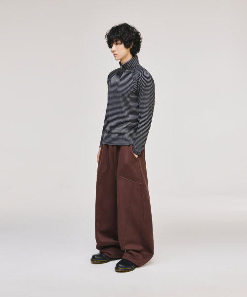 SIGNATURE（シグネチャ）の「パティグカーブド裏起毛トレーニングパンツ[ブラウン]（スウェットパンツ・レディース・その他・MEDIUM/LARGE）」の3枚目の写真