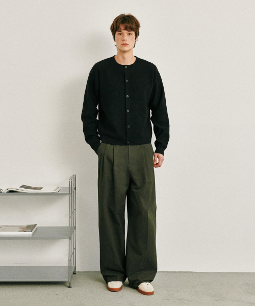 GLW(ジーエルダブリュ)の「ワイドツーピンタックコットンパンツカーキ(その他パンツ・レディース・その他・SMALL/MEDIUM/LARGE)」の4枚目の写真
