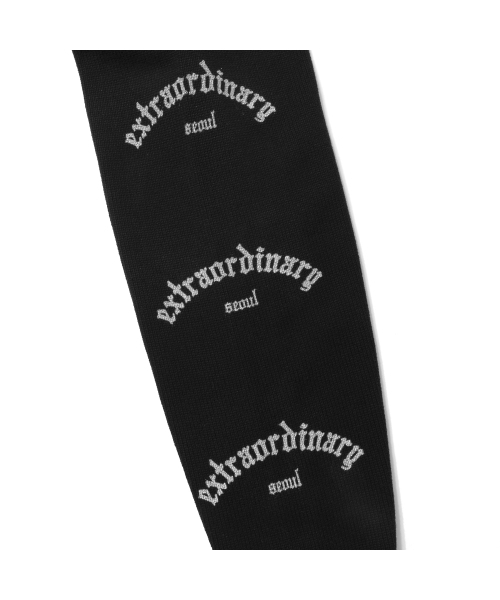 EXTRAORDINARY(エクストラオーディナリー)の「EX GOTHIC LOGO SWEATER BLACK(ニット/セーター・メンズ・その他・MEDIUM/LARGE/X-LARGE)」の7枚目の写真