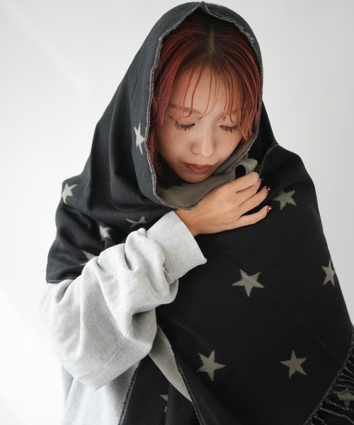 EASY AS PIE　STAR knit scarf　ニットマフラー　星柄 EASY AS PIE STAR knit scarf ニットマフラー 星柄 EASY AS PIE STAR
