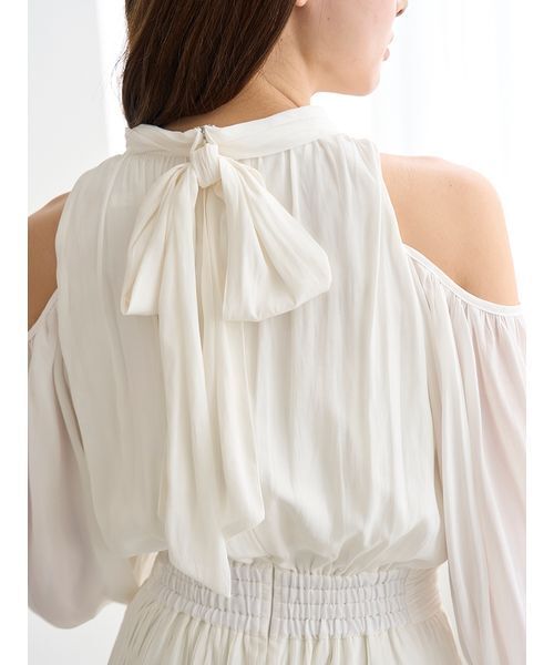 SNIDEL（スナイデル）の「コールドショルダーロングワンピース（ワンピース・レディース・オフホワイト/ライトブルー/ピンク/ミント・0/1/2）」の15枚目の写真