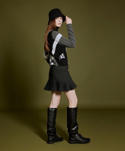 NEU GOLF(エヌイーユーゴルフ)の「GUN CLUB CHECK SKIRT - BLACK(スカート・レディース・その他・LARGE/MEDIUM/SMALL)」の18枚目の写真
