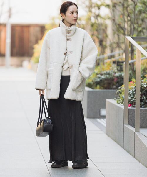 URBAN RESEARCH（アーバンリサーチ）の「ECOPELフェイクムートンリバーシブルコート（ムートンコート・レディース・ブラウン/オフホワイト/アイボリー・FREE）」の14枚目の写真