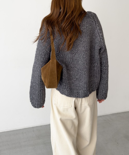 CANAL JEAN（キャナルジーン）の「El mar　ウール混ローゲージVニット（ニット/セーター・レディース・アイボリー/グレー・ONE SIZE）」の7枚目の写真