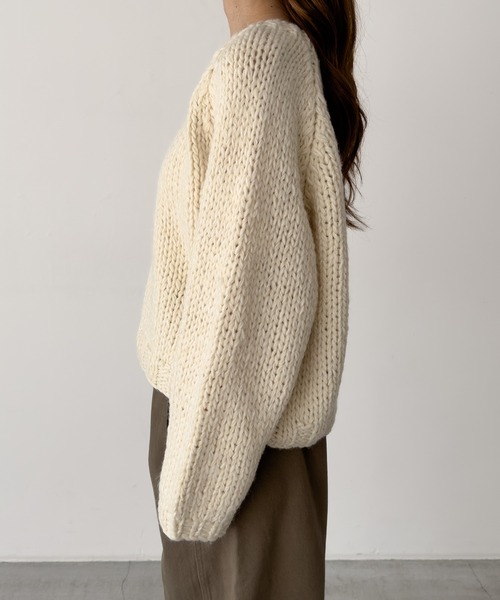 CANAL JEAN（キャナルジーン）の「El mar　ウール混ローゲージVニット（ニット/セーター・レディース・アイボリー/グレー・ONE SIZE）」の10枚目の写真