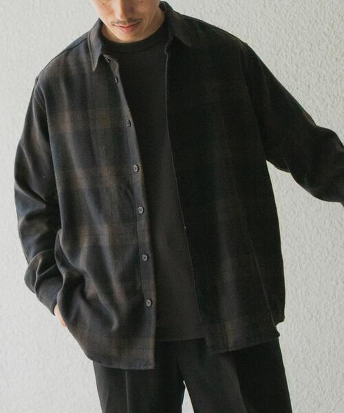 ITEMS URBANRESEARCH（アイテムズ アーバンリサーチ）の「バイオウォッシュフランネルレギュラーシャツ（シャツ/ブラウス・メンズ・ネイビー/チェック/ベージュ/グレー・LARGE/MEDIUM）」の9枚目の写真