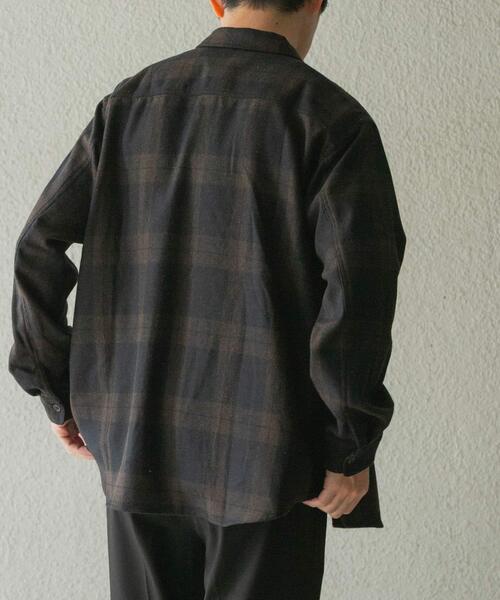 ITEMS URBANRESEARCH（アイテムズ アーバンリサーチ）の「バイオウォッシュフランネルレギュラーシャツ（シャツ/ブラウス・メンズ・ネイビー/チェック/ベージュ/グレー・LARGE/MEDIUM）」の11枚目の写真