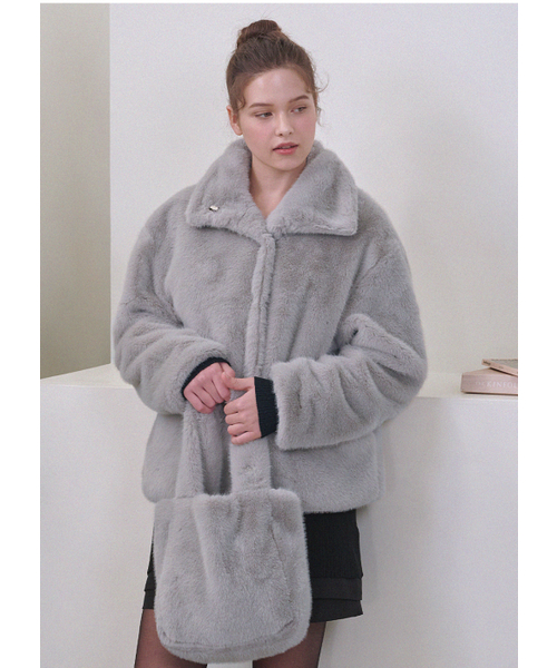 MICANE（ミケーネ）の「ヒバファージャケット-ミニバッグセットアップ（ムートンコート・レディース・ミックスグレー/クリーム・SMALL/MEDIUM/LARGE/X-LARGE）」の11枚目の写真