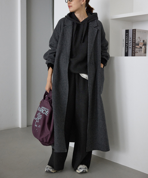 SLOBE IENA(スローブイエナ)の「《セットアップ対応可》エアリーワイドシルエットフーディー(ニット/セーター・レディース・ブラック/グレー・FREE)」の4枚目の写真