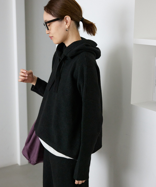 SLOBE IENA(スローブイエナ)の「《セットアップ対応可》エアリーワイドシルエットフーディー(ニット/セーター・レディース・ブラック/グレー・FREE)」の16枚目の写真