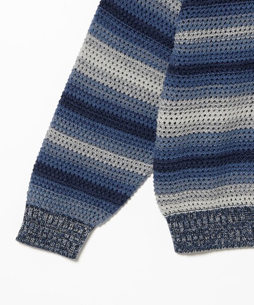 BEAMS（ビームス）の「グラデーションボーダー メッシュ クルーネック【ワイドフィット】（ニット/セーター・メンズ・ブラック/ブルー・L/M/XL/S）」の8枚目の写真