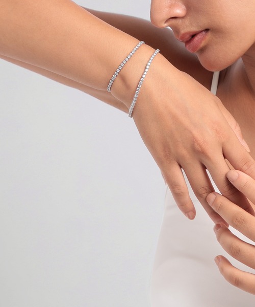 PLUS VENDOME(プラス ヴァンドーム)の「FINELINETATTOO_double lock テニスブレスレット_17.5cm(ブレスレット・レディース・シルバー・ONE SIZE)」の8枚目の写真