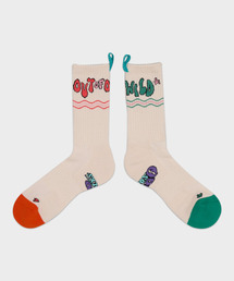 ODDSOCKS（オッドソックス）の「クールマックスアウトドア登山クルーソックス - アウトオブオフィス（オートミール）（スポーツグッズ）」