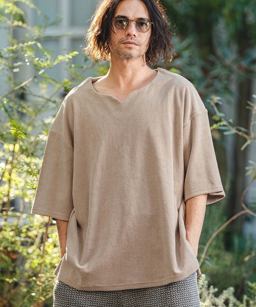 CAMBIO（カンビオ）の「mt10156- キーネックパイルカットソー 半袖カットソー(CMB-R0203)（Tシャツ/カットソー・メンズ・ベージュ/グレー/ホワイト/ブラック・L/M/S）」の4枚目の写真