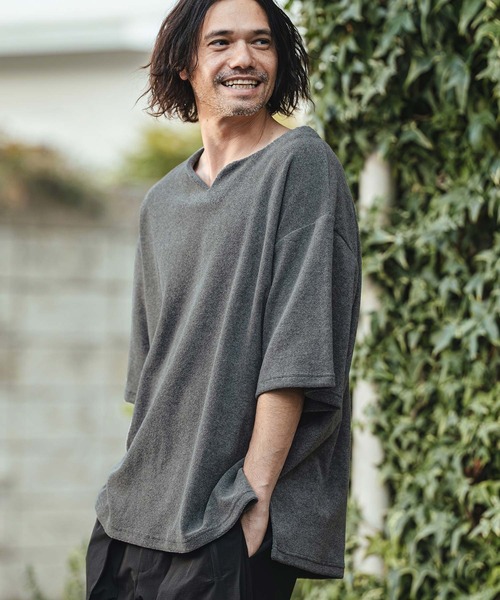 CAMBIO（カンビオ）の「mt10156- キーネックパイルカットソー 半袖カットソー(CMB-R0203)（Tシャツ/カットソー・メンズ・ベージュ/グレー/ホワイト/ブラック・L/M/S）」の3枚目の写真