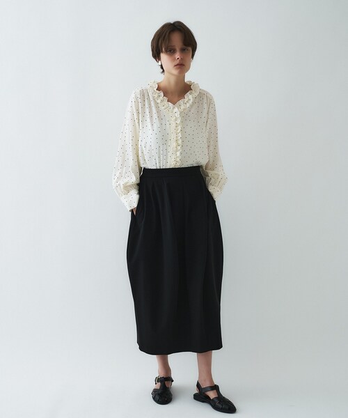 cloenc（クロエンス）の「【セットアップ／マシンウォッシュ】コクーンツイルスカート（スカート・レディース・ネイビー/オフホワイト/ブラック・01/02/03）」の9枚目の写真
