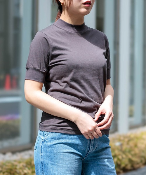 ALWEL（オルウエル）の「[ALWEL] MOCK NECK TEE（Tシャツ/カットソー・レディース・ブラウン/ブラック・M）」の5枚目の写真