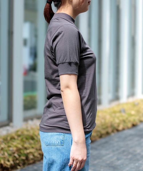 ALWEL（オルウエル）の「[ALWEL] MOCK NECK TEE（Tシャツ/カットソー・レディース・ブラウン/ブラック・M）」の15枚目の写真