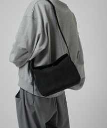 Lui's（ルイス）の「カバーショルダーバッグ（ショルダーバッグ）」