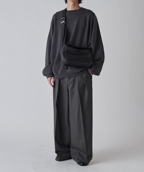 Lui's（ルイス）の「カバーショルダーバッグ（ショルダーバッグ・メンズ・ブラック/ブラック系その他・FREE）」の4枚目の写真