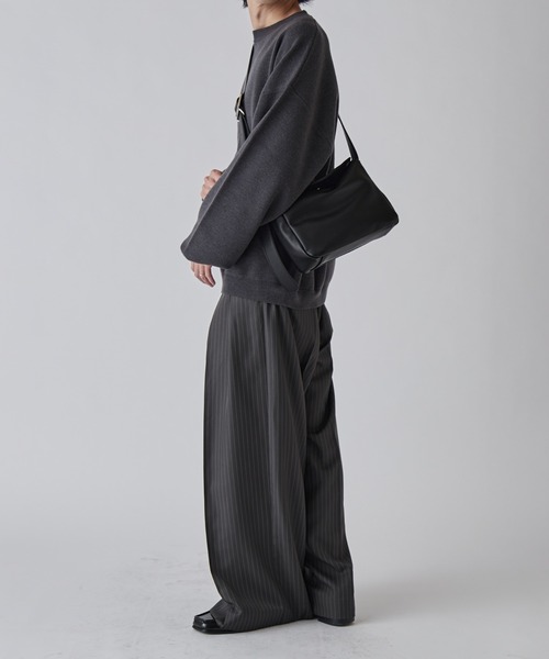 Lui's（ルイス）の「カバーショルダーバッグ（ショルダーバッグ・メンズ・ブラック/ブラック系その他・FREE）」の5枚目の写真