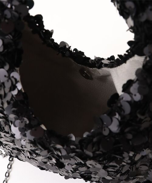 LA VORAGINE(ラ ヴォラジネ)の「2WAYチェーンショルダー ハンドバッグ/クラッチバッグ 結婚式 入学式 卒業式 成人式 パーティー セレモニー(クラッチバッグ・レディース・アイボリー/ブラック・FREE)」の14枚目の写真