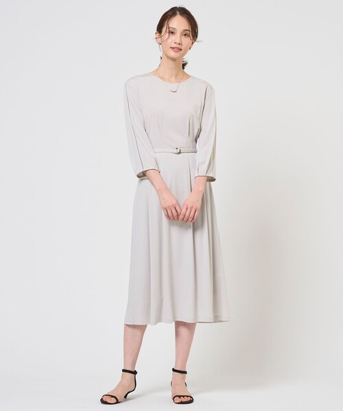 J.PRESS(ジェイプレス)の「トリアセスムース フレア ワンピース(ワンピース・レディース・ライトグレー系/ネイビー系/グレー系・T15/T13)」の7枚目の写真
