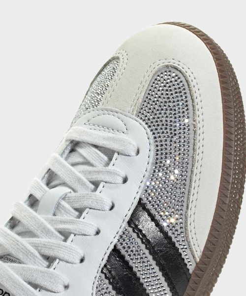 adidas(アディダス)の「サンバOG / SAMBA OG / アディダスオリジナルス adidas Originals(スニーカー・レディース・ホワイト・26.0cm/25.5cm/29.0cm/28.5cm/28.0cm/25.0cm/24.5cm/24.0cm/23.5cm/23.0cm/22.5cm/27.5cm/22.0cm/27.0cm/26.5cm)」の7枚目の写真