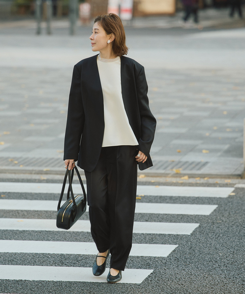 VERMEIL par iena(ヴェルメイユパーイエナ)の「ドライツイルノーカラージャケット(ノーカラージャケット・レディース・ブラック・40/38/36)」の2枚目の写真