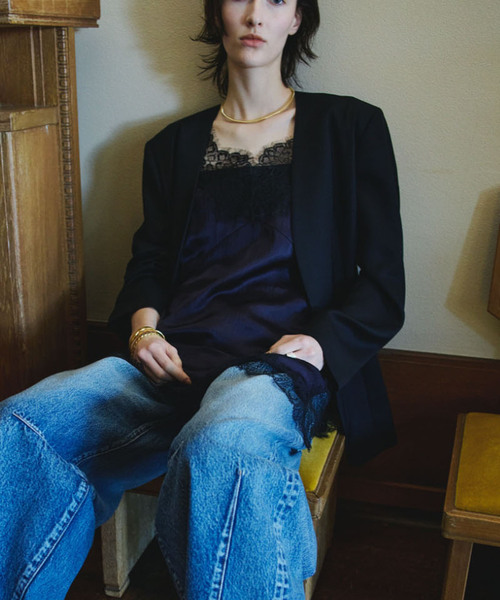 VERMEIL par iena(ヴェルメイユパーイエナ)の「ドライツイルノーカラージャケット(ノーカラージャケット・レディース・ブラック・40/38/36)」の4枚目の写真