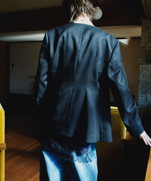 VERMEIL par iena(ヴェルメイユパーイエナ)の「ドライツイルノーカラージャケット(ノーカラージャケット・レディース・ブラック・40/38/36)」の5枚目の写真