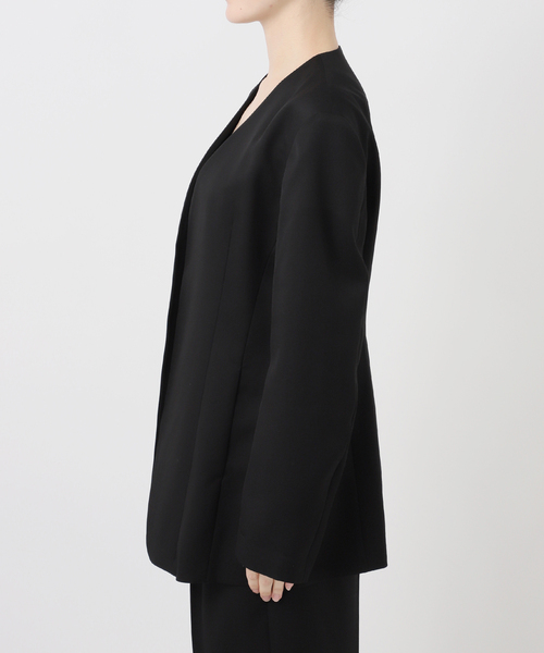 VERMEIL par iena(ヴェルメイユパーイエナ)の「ドライツイルノーカラージャケット(ノーカラージャケット・レディース・ブラック・40/38/36)」の15枚目の写真