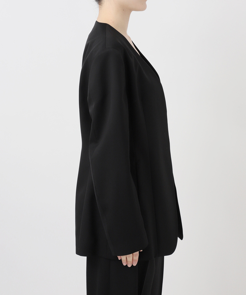 VERMEIL par iena(ヴェルメイユパーイエナ)の「ドライツイルノーカラージャケット(ノーカラージャケット・レディース・ブラック・40/38/36)」の17枚目の写真