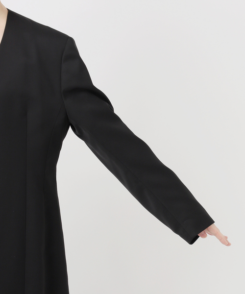 VERMEIL par iena(ヴェルメイユパーイエナ)の「ドライツイルノーカラージャケット(ノーカラージャケット・レディース・ブラック・40/38/36)」の18枚目の写真