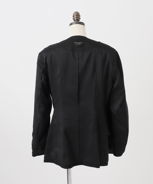 VERMEIL par iena(ヴェルメイユパーイエナ)の「ドライツイルノーカラージャケット(ノーカラージャケット・レディース・ブラック・40/38/36)」の22枚目の写真