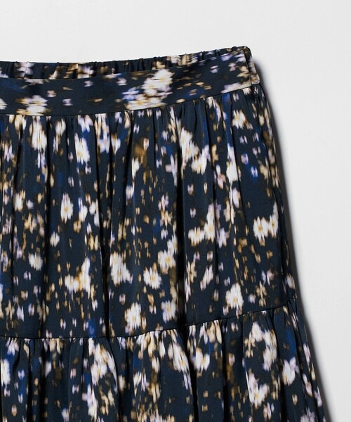 UNITED ARROWS（ユナイテッドアローズ）の「サテン フラワープリント スカート ‐ウォッシャブル‐（スカート・レディース・その他7/その他3・36/38）」の6枚目の写真