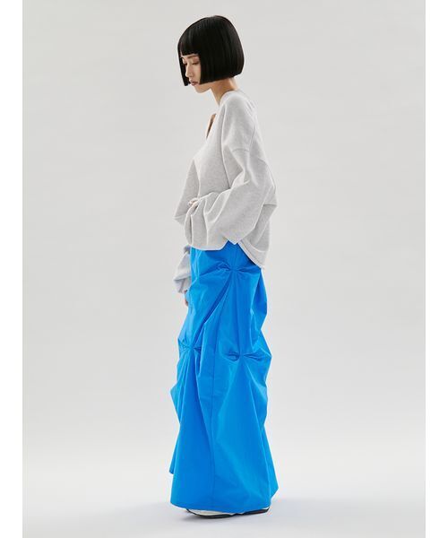 emmi（エミ）の「タックフォルムスカート/撥水（スカート・レディース・ブルー/ブラック/アイボリー・1/0）」の21枚目の写真