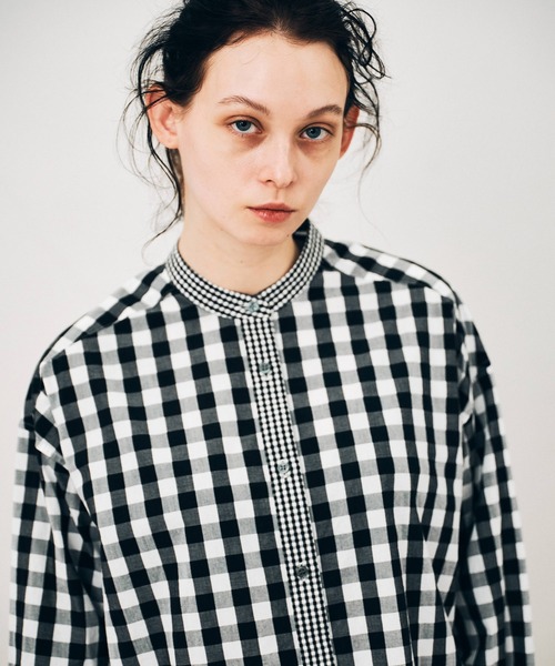 NOISE MAKER（ノイズメーカー）の「配色チェックオーバーサイズシャツ（シャツ/ブラウス・レディース・ブラック系1/ブラック系2・FREE）」の3枚目の写真
