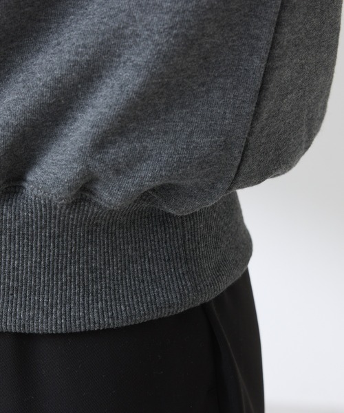 COLLAGE GALLARDAGALANTE（コラージュガリャルダガランテ）の「レイヤード風スウェット/WEB限定（スウェット・レディース・ネイビー/チャコールグレー/ブルー系その他/グレー・FREE）」の15枚目の写真