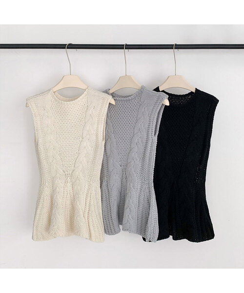 VASCARA(バスカラ)の「Cable Sleeveless Knit Top (3colors)(ニット/セーター・レディース・アイボリー/ブラック/グレー・FREE)」の3枚目の写真