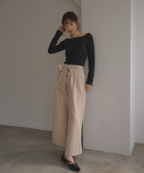 SOELA(ソエラ)の「【INGNI SOELA】カップ付オフショルトップス/WEB限定(Tシャツ/カットソー・レディース・ブラック/オフホワイト・FREE)」の11枚目の写真