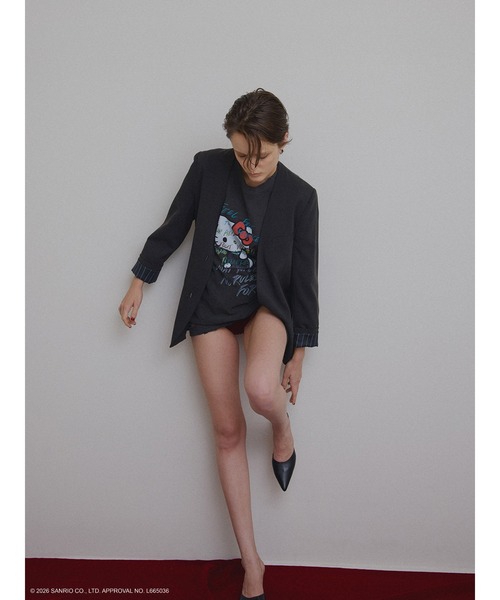 sanrio(サンリオ)の「HELLO KITTY×Ameri DAMAGE LONG TEE(Tシャツ/カットソー・レディース・ホワイト/ブラック・FREE)」の15枚目の写真