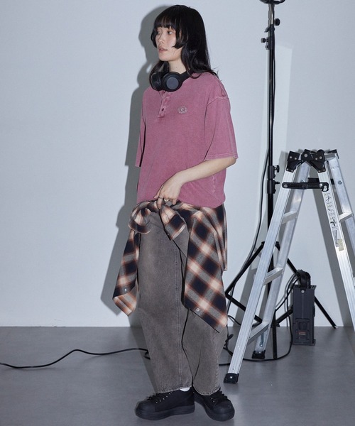 Anchor Smith(アンカー スミス)の「ヴィンテージ加工 ラインストーン へンリーネック ワッフル半袖Tシャツ(Tシャツ/カットソー・レディース・ネイビー/ブラウン/レッド/ブラック/グレー・M/L)」の17枚目の写真