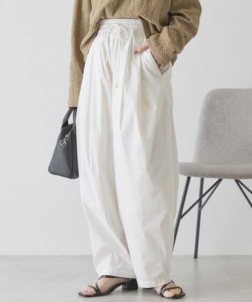 AMERICAN HOLIC(アメリカンホリック)の「ナイロンドロストタックパンツ(その他パンツ・レディース・カーキ/ブラック/オフホワイト・L/M)」の1枚目の写真