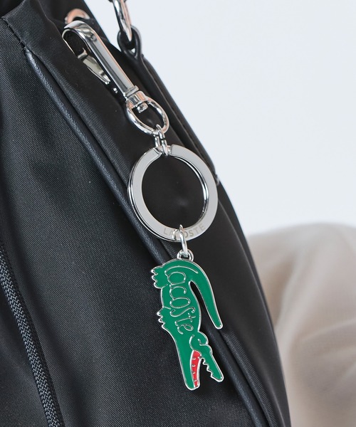 LACOSTE(ラコステ)の「ワニロゴチャームキーホルダー(キーホルダー・メンズ・ブラック/グリーン・FREE)」の2枚目の写真