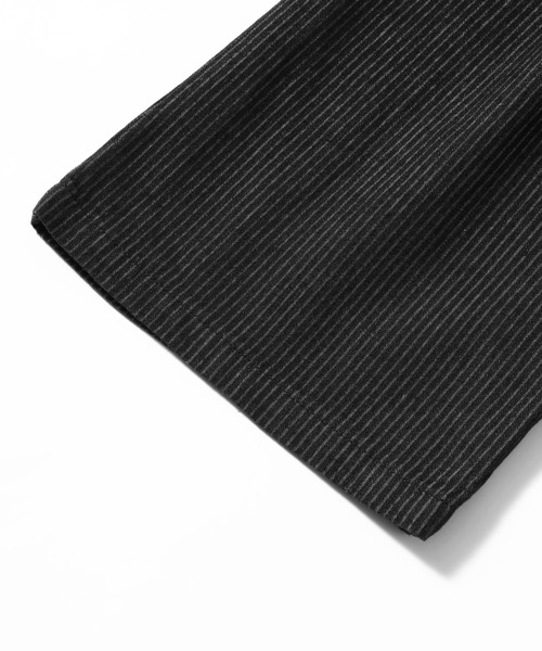 TOBEE(トゥビー)の「【TOBEE】バルーンシルエット ディープタックワイドパンツ(デニムパンツ・メンズ・ブラック・SMALL/MEDIUM/LARGE/X-LARGE)」の19枚目の写真